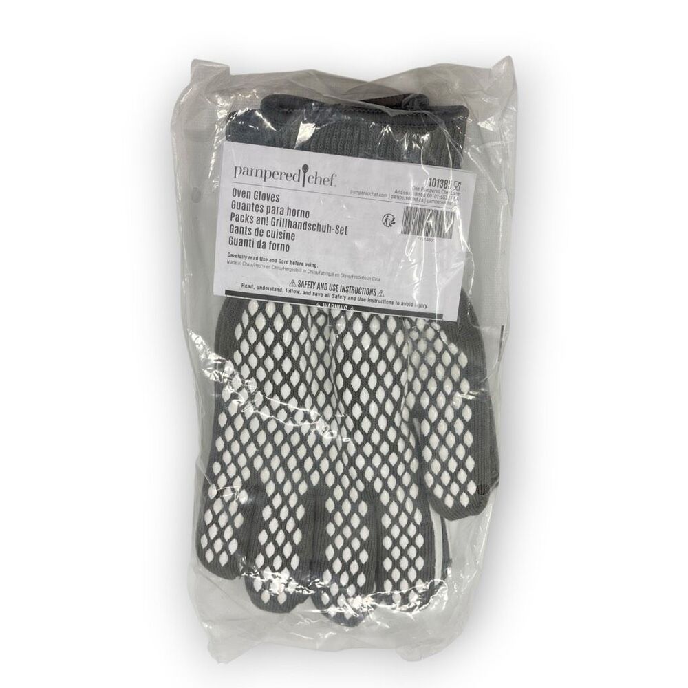 Pampered Chef Oven Gloves Mitts Gray One Size New In Package Unused